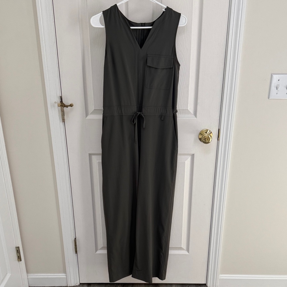 Athleta Sleeveless Jumpsuit